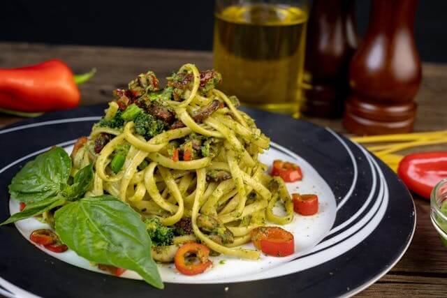 Pesto and Spinach Pasta